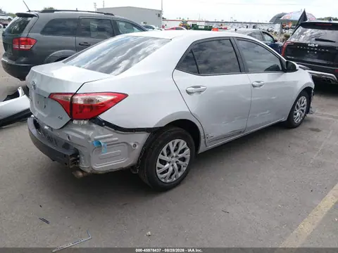 2017 Toyota COROLLA LE VIN 5YFBURHE9HP723008 фото 4