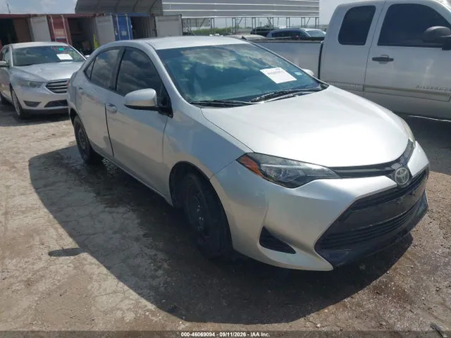 2017 Toyota COROLLA LE VIN 5YFBURHE2HP721682 фото 1