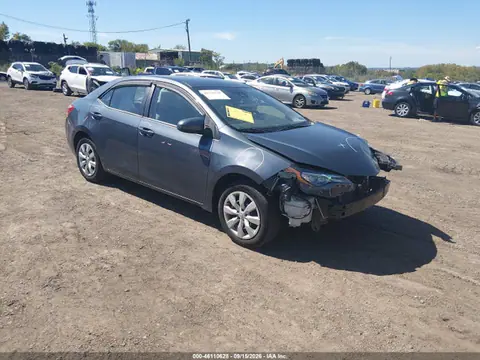 5YFBURHE3HP576653 — 2017 Toyota Corolla LE, Передняя часть (Front End), фото до ремонта