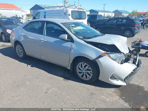 2T1BURHE6JC081837 — 2018 Toyota Corolla LE, Передняя часть (Front), фото до ремонта