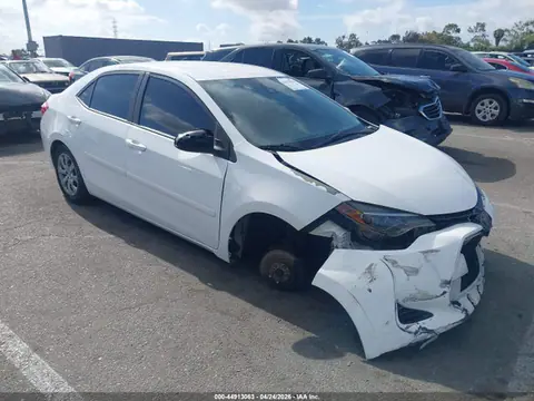 2018 Toyota COROLLA LE VIN 2T1BURHE3JC069130 фото 1