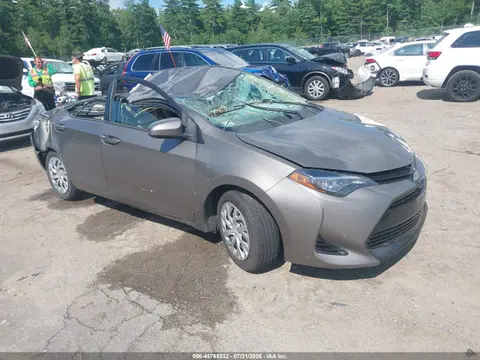 2018 Toyota COROLLA LE VIN 2T1BURHE9JC015329 фото 1
