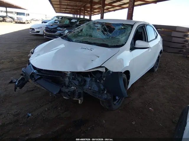 2T1BURHE5JC075043 — 2018 Toyota Corolla LE, фото 2 с аукциона IAAI 13.10.2026, Передняя часть
