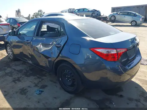 2018 Toyota COROLLA LE VIN 2T1BURHE0JC977440 фото 3