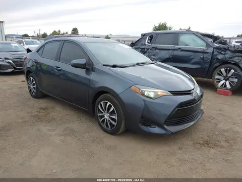2T1BURHE4JC033088 — 2018 Toyota Corolla LE, Задняя часть (Rear), фото до ремонта
