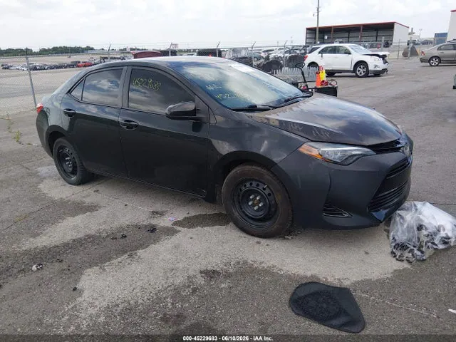 2019 Toyota COROLLA LE VIN 5YFBURHE2KP878149 фото 1