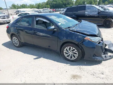 2T1BURHE1KC206230 — 2019 Toyota Corolla LE, Передняя часть (Front End), фото до ремонта