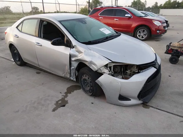2019 Toyota COROLLA LE VIN 5YFBURHE4KP889072 фото 1