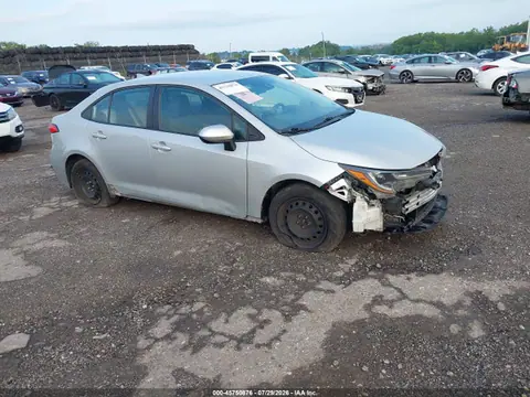 5YFEPRAE5LP141530 — 2020 Toyota Corolla LE, Передняя часть (Front End), фото до ремонта