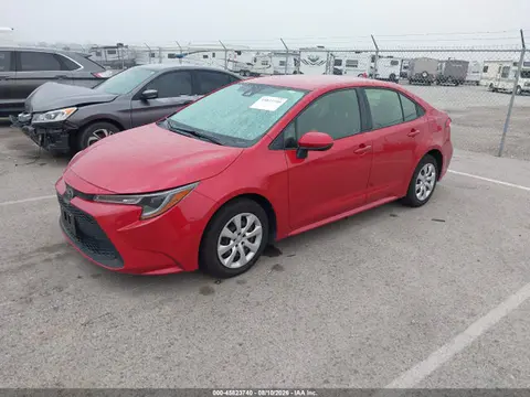 2020 Toyota COROLLA LE VIN JTDEPRAE4LJ013185 фото 2
