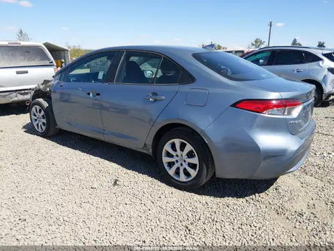 2020 Toyota COROLLA LE VIN 5YFEPRAE6LP063338 фото 3