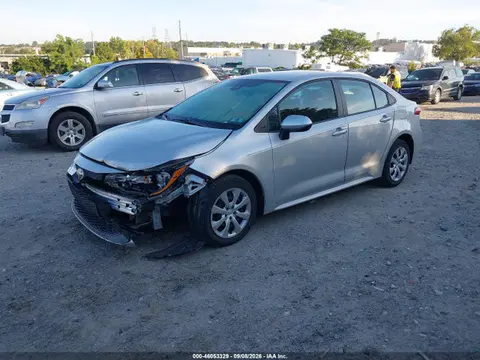 2020 Toyota COROLLA LE VIN 5YFEPRAE8LP070307 фото 2