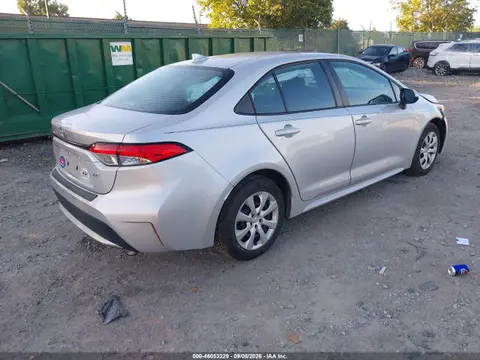 2020 Toyota COROLLA LE VIN 5YFEPRAE8LP070307 фото 4