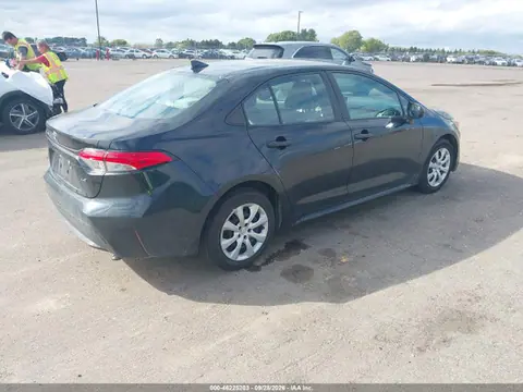 2020 Toyota COROLLA LE VIN 5YFEPRAE3LP009267 фото 4