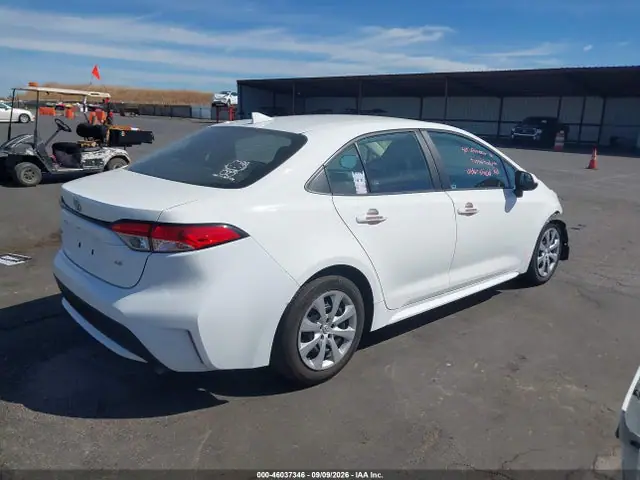 5YFEPMAE8MP255591 — 2021 Toyota Corolla LE, фото 4 с аукциона IAAI 14.10.2026, Передняя часть