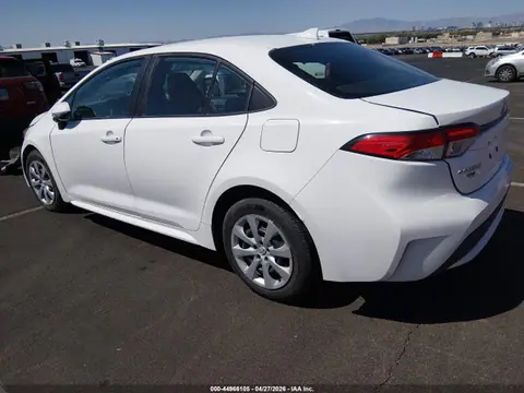 2022 Toyota COROLLA LE VIN 5YFEPMAE2NP330917 фото 3