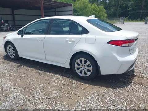 2022 Toyota COROLLA LE VIN 5YFEPMAE0NP365598 фото 3