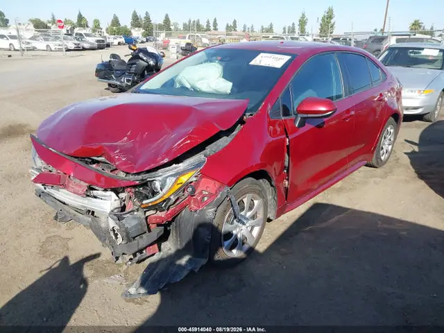 5YFEPMAE1NP278776 — 2022 Toyota Corolla LE, фото 2 с аукциона IAAI 13.10.2026, Передняя часть