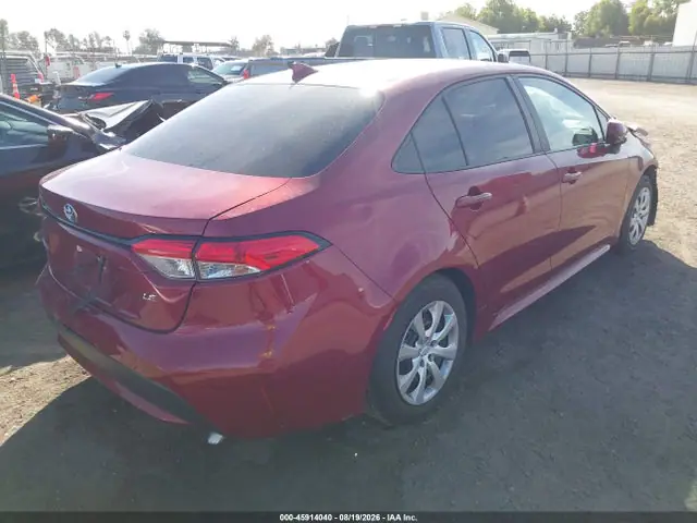 5YFEPMAE1NP278776 — 2022 Toyota Corolla LE, фото 4 с аукциона IAAI 13.10.2026, Передняя часть