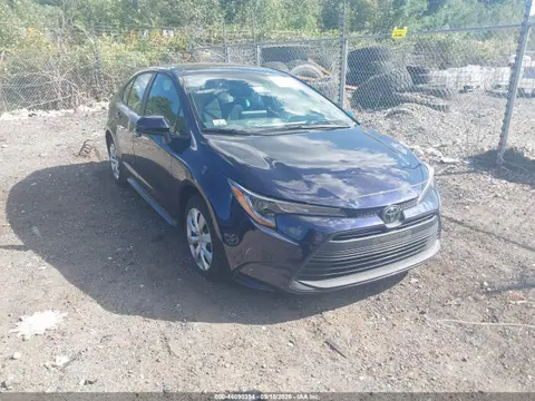 5YFB4MDE8RP142884 — 2024 Toyota Corolla LE, Левый бок (Left Side), фото до ремонта