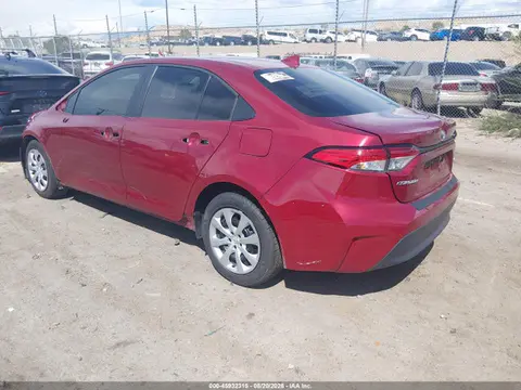 2025 Toyota COROLLA LE VIN 5YFB4MDE0SP310426 фото 3