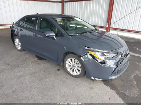 5YFB4MDE6SP282728 — 2025 Toyota Corolla LE, Передняя часть (Front & Rear), фото до ремонта