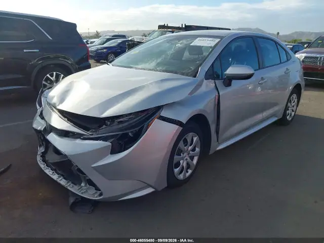 2025 Toyota COROLLA LE VIN 5YFB4MDE2SP241092 фото 2