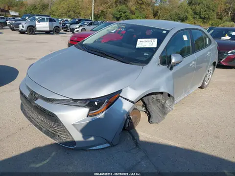 2025 Toyota COROLLA LE VIN 5YFB4MDEXSP336077 фото 2