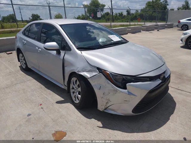 2026 Toyota COROLLA LE VIN 5YFB4MDE9TP378015 фото 1