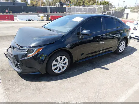 2026 Toyota COROLLA LE VIN JTDB4MEE5T3038951 фото 2