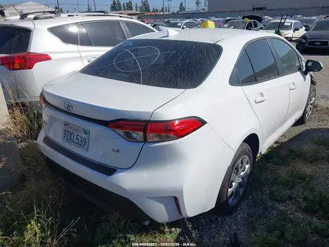 2026 Toyota COROLLA LE VIN 5YFB4MDE5TP465796 фото 4