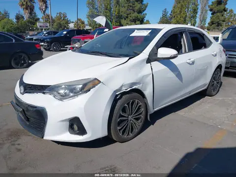 2015 Toyota Corolla S Plus VIN 5YFBURHE5FP189972 фото 2