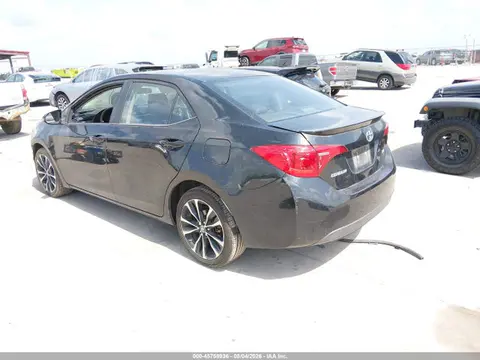 2018 Toyota COROLLA SE VIN 5YFBURHE3JP774073 фото 3