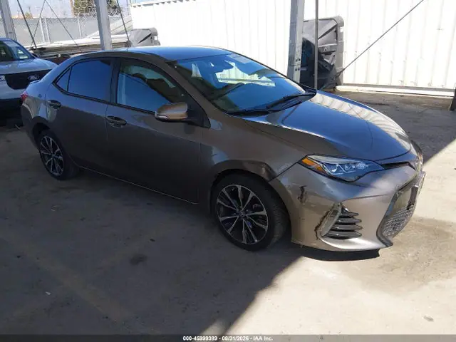 5YFBURHEXJP749526 — 2018 Toyota Corolla SE, Передняя часть справа (Right Front), фото до ремонта