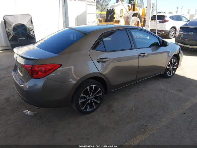 5YFBURHEXJP749526 — 2018 Toyota Corolla SE, фото 4 с аукциона IAAI 14.10.2026, Передняя часть справа