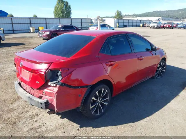 2018 Toyota COROLLA SE VIN 5YFBURHE2JP772654 фото 4