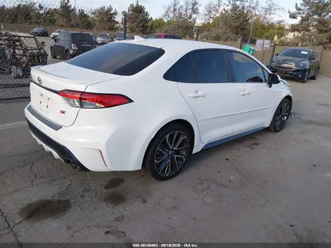 2020 Toyota COROLLA SE VIN JTDS4RCE3LJ014725 фото 4