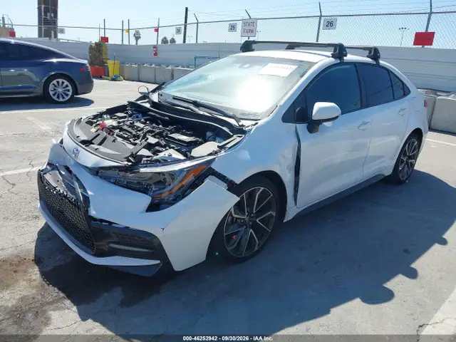 5YFS4RCE0LP028660 — 2020 Toyota Corolla SE, фото 2 с аукциона IAAI 14.10.2026, Передняя часть