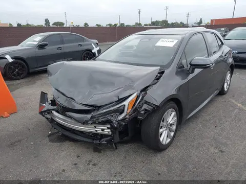2025 Toyota COROLLA SE VIN JTND4MBE1S3243349 фото 2