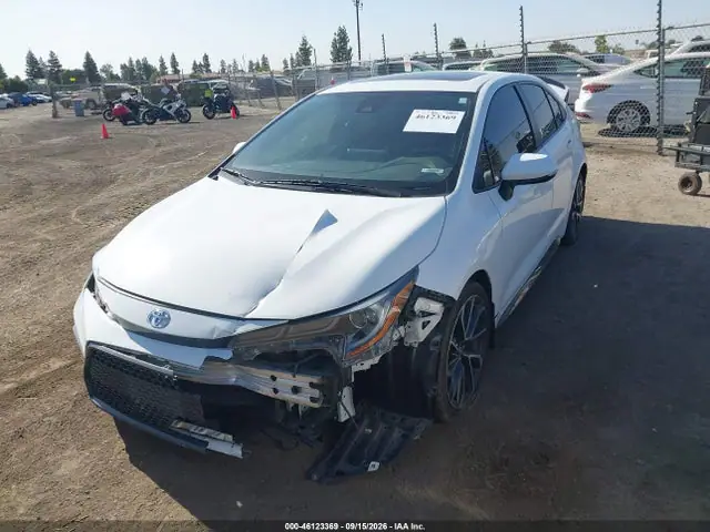 JTDT4RCE4LJ037046 — 2020 Toyota Corolla XSE, фото 2 с аукциона IAAI 13.10.2026, Передняя часть