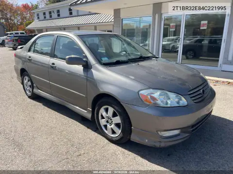 2T1BR32E84C221995 — 2004 Toyota Corolla, Естественный износ, фото до ремонта
