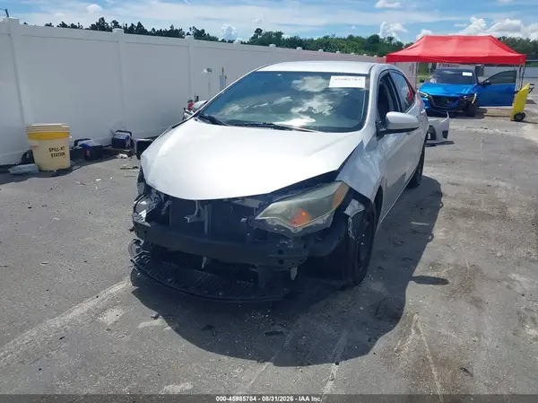 2T1BURHE3GC599249 — 2016 Toyota Corolla, фото 2 с аукциона IAAI, Передняя часть