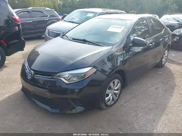 2T1BURHE0GC487136 — 2016 Toyota Corolla, фото 2 с аукциона IAAI 13.10.2026, Передняя часть справа