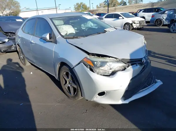 2T1BURHE4GC549752 — 2016 Toyota Corolla, Передняя часть (Front End), фото до ремонта