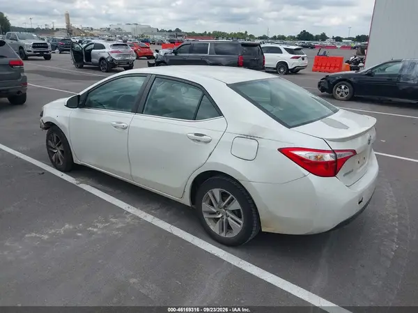 5YFBPRHEXGP548872 — 2016 Toyota Corolla, фото 3 с аукциона IAAI, Естественный износ