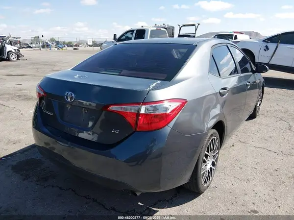 5YFBURHE4GP441048 — 2016 Toyota Corolla, фото 4 с аукциона IAAI 12.10.2026, Подтопление