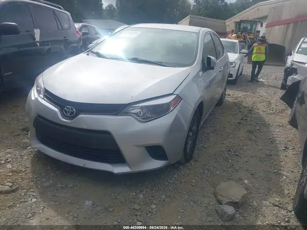 2T1BURHEXGC613602 — 2016 Toyota Corolla, фото 2 с аукциона IAAI, Задняя часть