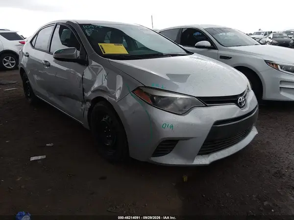 2T1BURHE5GC620957 — 2016 Toyota Corolla, Передняя часть справа (Right Front), фото до ремонта