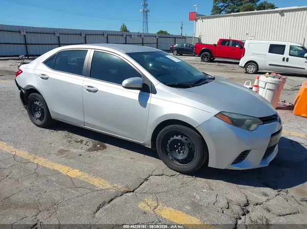 2T1BURHE1GC540586 — 2016 Toyota Corolla, Передняя и задняя части (Front & Rear), фото до ремонта