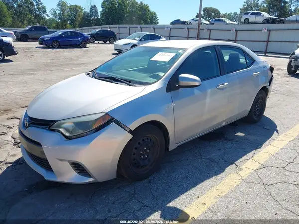 2T1BURHE1GC540586 — 2016 Toyota Corolla, фото 2 с аукциона IAAI, Передняя и задняя части
